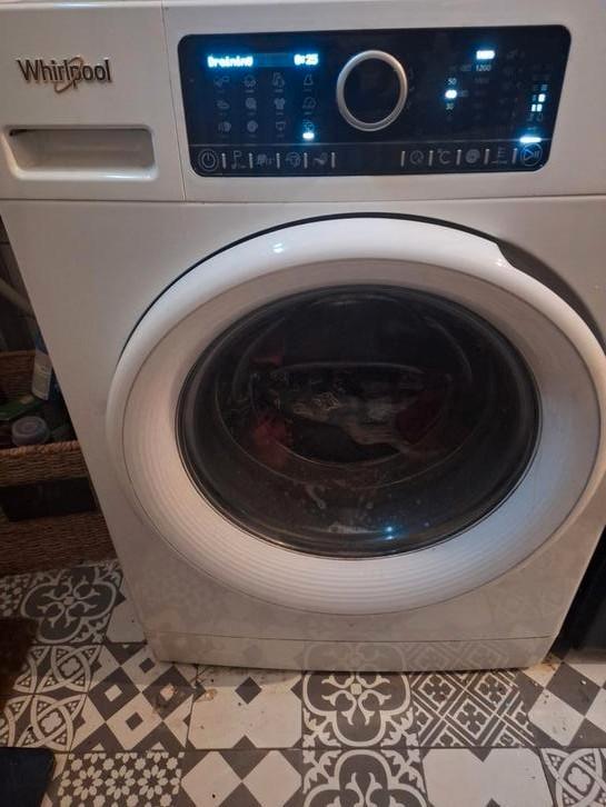 Whirlpool wasmachine 6th sense 7kg inhoud, Witgoed en Apparatuur, Was-droogcombinaties, Zo goed als nieuw, 6 tot 8 kg, 85 tot 90 cm