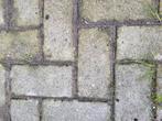 Gratis Betonklinkers grijs, Gebruikt, Klinkers, Ophalen of Verzenden, 10 m² of meer