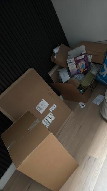 Verzenddozen verschillende maten beschikbaar voor biedingen