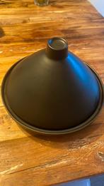 Zwarte taijine 24 cm doorsnede, Ophalen of Verzenden, Zo goed als nieuw, Koekenpan of Braadpan