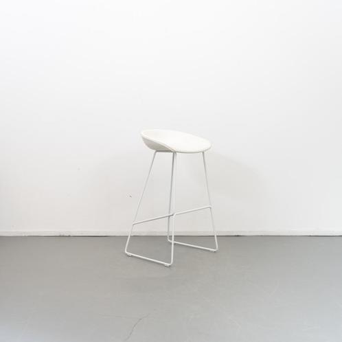 6 Hay about a Stool AAS38 Wit Leer, Huis en Inrichting, Barkrukken, Zo goed als nieuw, Leer, Metaal, 5 krukken of meer