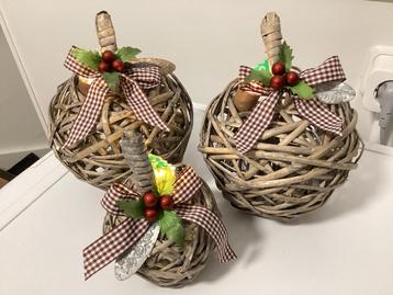 Set 3 rieten kerst appels met verlichting , kerst decoratie beschikbaar voor biedingen