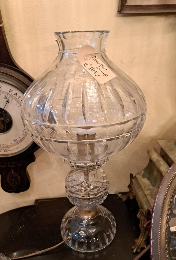 Staande echte kristallen lamp erg mooi geslepen kristal, Antiek en Kunst, Antiek | Lampen, Ophalen