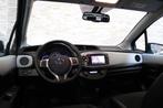 Toyota Yaris 1.5 Full Hybrid Dynamic | CAMERA | NAVI | CRUIS, Auto's, Toyota, Euro 5, Gebruikt, 4 cilinders, 49 €/maand