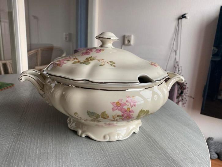 Antieke dekschaal - soepterrine -, Antiek en Kunst, Antiek | Schalen, Ophalen of Verzenden