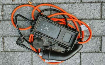 230V Thuislader Type 2 - Mobiele EV Lader beschikbaar voor biedingen