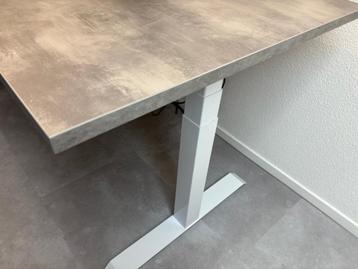 Elektrisch verstelbaar Zit/Sta bureau 200x80 CITYLINE beschikbaar voor biedingen