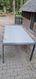 2 mooie tuin tafels, Ophalen, Gebruikt, Rond