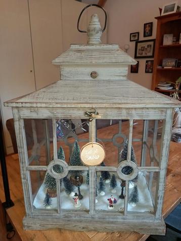 Groot windlicht in kerstsfeer beschikbaar voor biedingen