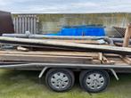 Aanhangwagen vol met houten balken en resthoutv, Ophalen, Balk, Vuren, 50 mm of meer
