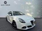 Alfa Romeo Giulietta 1.7 TBi Quadrifoglio Verde 19 inch Leer, Gebruikt, 4 cilinders, Lichtsensor, Wit