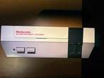 Vintage Nintendo NES met 3 spellen, Avontuur en Actie, Gebruikt, 2 spelers, Eén computer