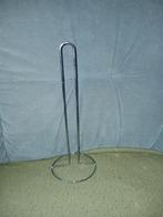 Toiletpapier houder, Ophalen