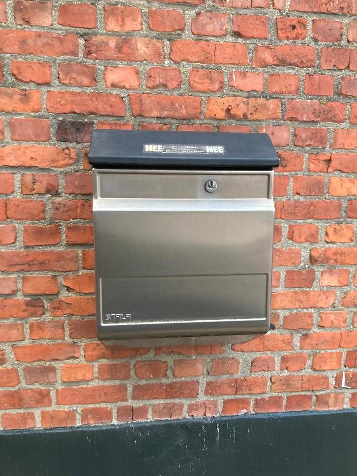 Stalen grote brievenbus ruilen voor een groene PTT '70 bus, Tuin en Terras, Brievenbussen, Gebruikt, Wandbrievenbus, Rvs, Ophalen of Verzenden