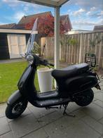 GTS TOSCANA scooter, Fietsen en Brommers, Snorfietsen en Snorscooters, Overige merken, Benzine, Zo goed als nieuw, Ophalen