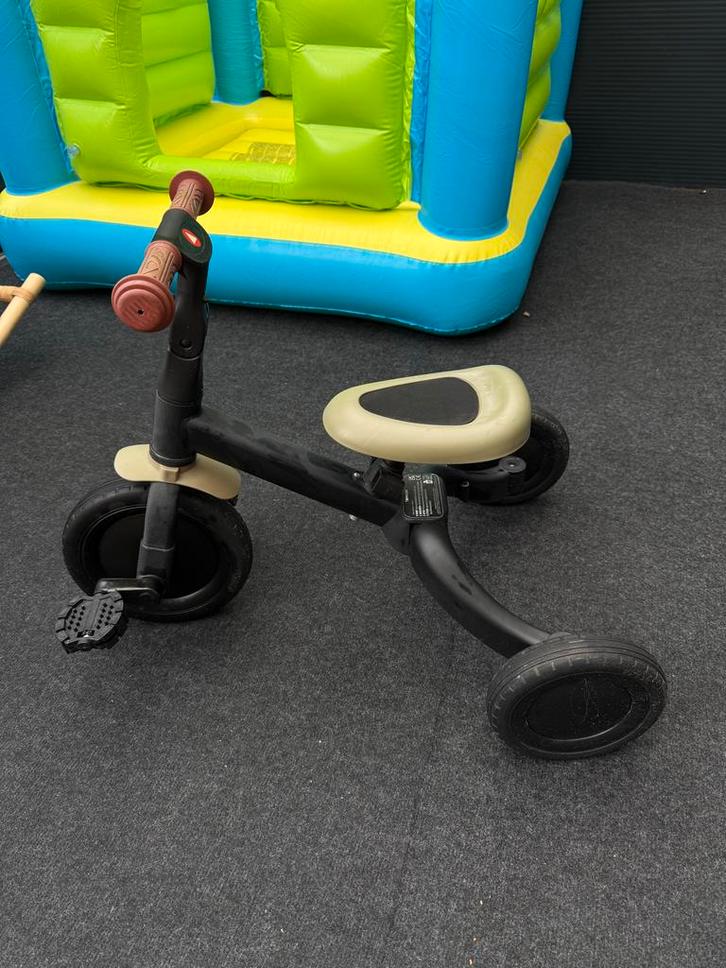 Loopfiets / Fiets met trappers - Weinig gebruikt!, Kinderen en Baby's, Speelgoed | Buiten | Voertuigen en Loopfietsen, Zo goed als nieuw