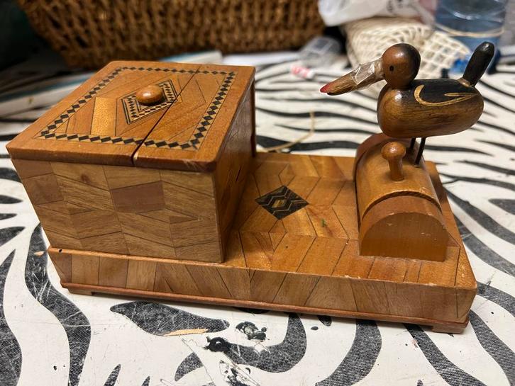 Vintage Houten Sigarettendispenser - Eend, Antiek en Kunst, Curiosa en Brocante, Ophalen