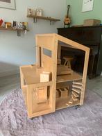 Lilianne DollsVilla Poppenhuis - Barbie formaat, Kinderen en Baby's, Speelgoed | Poppenhuizen, Ophalen, Gebruikt, Poppenhuis