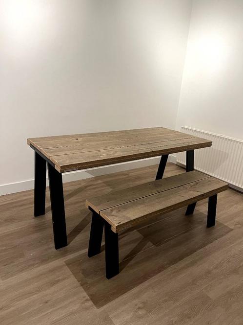 Eikenhouten bank en tafel  – stevige set in goede st, Huis en Inrichting, Tafels | Eettafels, Zo goed als nieuw, 50 tot 100 cm