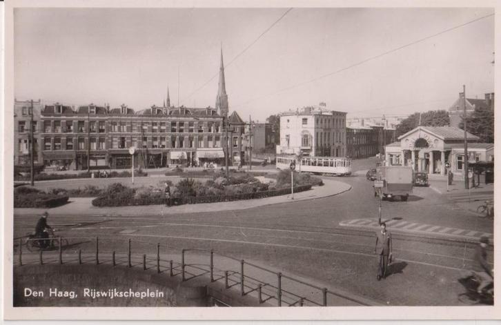 Den Haag , Rijswijkseplein met auto's en tram, Verzamelen, Ansichtkaarten | Nederland, Ongelopen, Zuid-Holland, Ophalen of Verzenden
