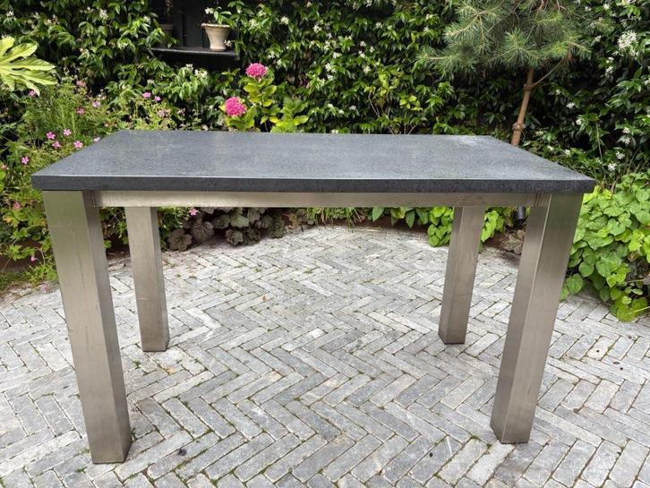 Tafel natuursteen blad en rvs poten, Tuin en Terras, Tuintafels, Zo goed als nieuw, Rechthoekig, Rvs, Ophalen