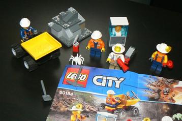 Te koop: Lego City 32 stuks politie/brandweer/ambu etc. beschikbaar voor biedingen