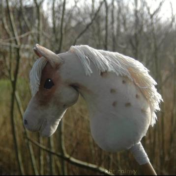 Hobby horse beschikbaar voor biedingen