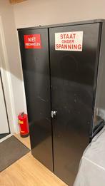 Zeer sterke Stalen industriële vintage kast, Huis en Inrichting, Kasten | Lockerkasten, Ophalen of Verzenden, Gebruikt