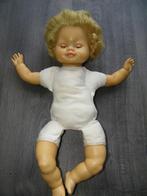 Babypop met stoffen lijf jaren 60, Ophalen of Verzenden, Gebruikt, Babypop