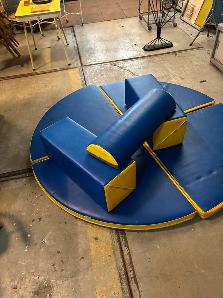 Matten / kussens uit gymzaal, Kinderen en Baby's, Kinderkamer | Inrichting en Decoratie, Gebruikt, Ophalen
