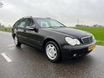 Mercedes-Benz C-klasse Combi 180 K. Classic met defect, Auto's, Mercedes-Benz, Origineel Nederlands, Te koop, 5 stoelen, Benzine