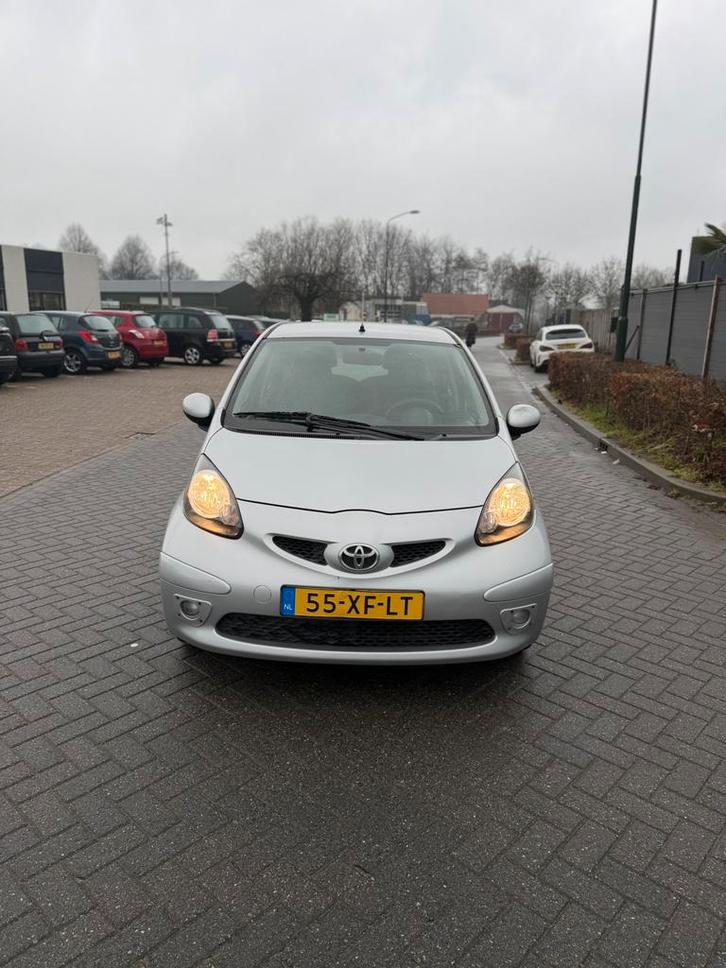 Toyota Aygo 1.0 12V Vvt-i 5DRS 2007 Grijs/APK/Nap/Car-Play !, Auto's, Toyota, Bedrijf, Aygo, ABS, Airbags, Alarm, Android Auto