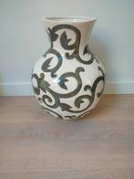 Mooie Todo Mundo Vaas, Gebruikt, 50 tot 75 cm, Wit, Aardewerk of Porselein