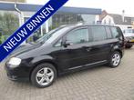 Volkswagen Touran 2.0-16V FSI Highline/7 STOELEN/AIRCO/CRUIS, Voorwielaandrijving, Gebruikt, Zwart, Origineel Nederlands