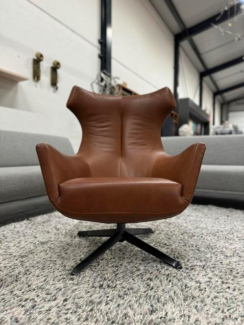 Nieuw Design on Stock Nosto Relaxfauteuil bruin leer Stoel, Huis en Inrichting, Fauteuils, Nieuw, Leer, 75 tot 100 cm, Ophalen of Verzenden