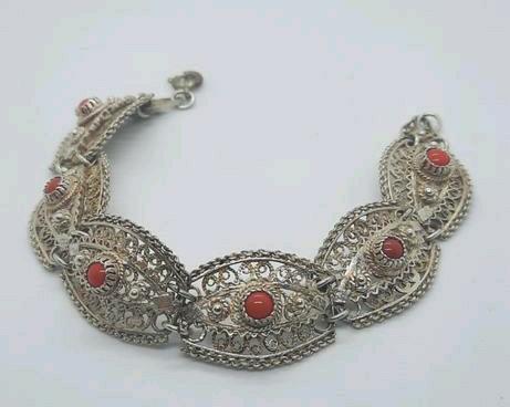 Zilveren Filigraan Armband met Rode Accent, Sieraden, Tassen en Uiterlijk, Armbanden, Zo goed als nieuw, Zilver, Zilver, Met bedels of kralen
