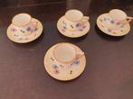 4 geïllustreerde vintage koffiekopjes met schoteltjes, Ophalen of Verzenden, Zo goed als nieuw, Overige materialen