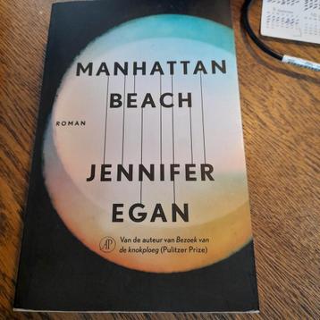 Jennifer Egan - Manhattan Beach beschikbaar voor biedingen