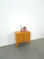 Fineer ladekastje met ronde grepen uit Zweden, Gebruikt, Vintage, 3 of 4 laden, Minder dan 100 cm