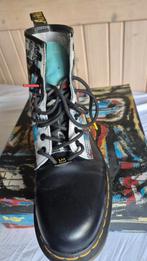Dr Martens met kunst, Ophalen, Zo goed als nieuw