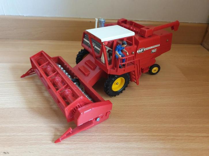 Britains MF 760, Hobby en Vrije tijd, Modelauto's | 1:32, Gebruikt, Tractor of Landbouw, Britains, Ophalen
