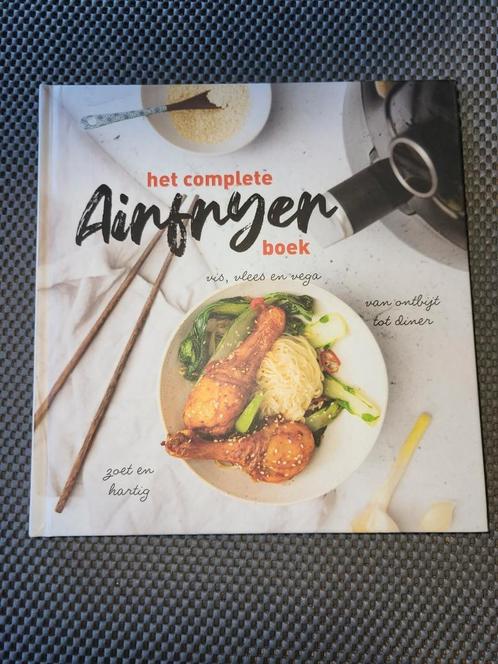Het complete airfryer boek, Boeken, Kookboeken, Zo goed als nieuw, Ophalen of Verzenden