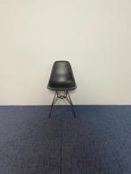 3 x Vergaderstoel Vitra Eames DSR - zwart/zwart, Ophalen, Kunststof, Gebruikt, Drie