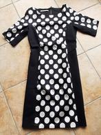 Vanila Classics jurk zwart met witte noppen. M ongedragen, Kleding | Dames, Zwart, Nieuw, Ophalen of Verzenden, Onder de knie