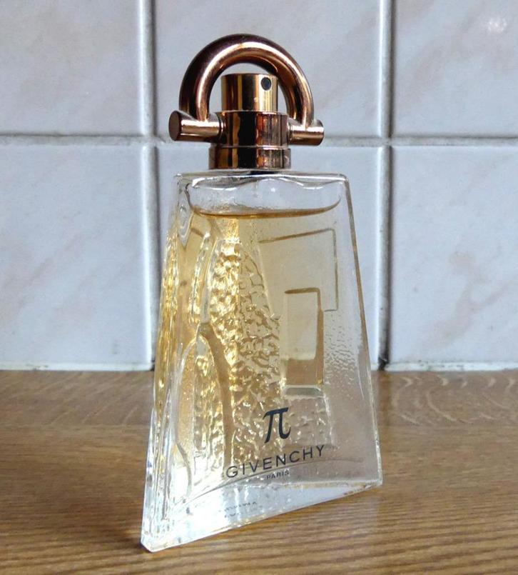 Givenchy Pi factice reclamefles etalage display dummy, Verzamelen, Merken en Reclamevoorwerpen, Zo goed als nieuw, Verpakking