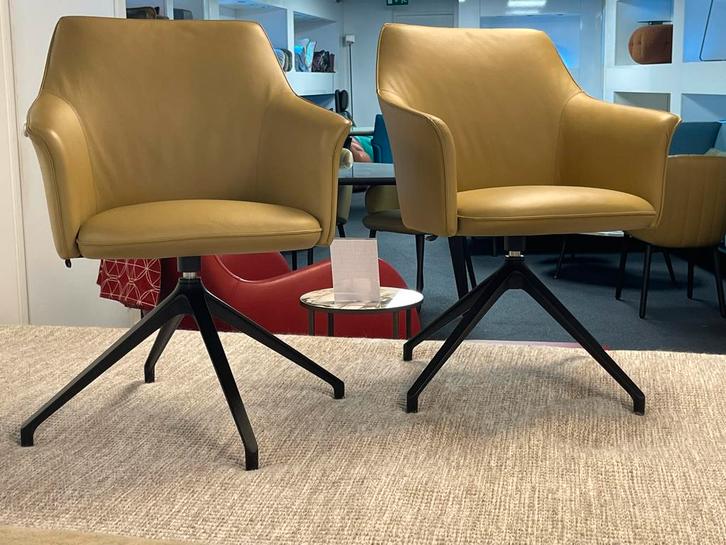 2 Leolux Mara Cruz stoelfauteuils (draaibaar), Huis en Inrichting, Stoelen, Nieuw, Overige kleuren, Ophalen