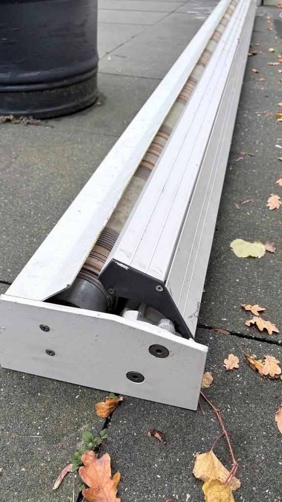 Elektrische Zonnescherm, Tuin en Terras, Zonneschermen, Gebruikt, Knikarmscherm, 150 tot 300 cm, 250 cm tot 450 cm, Elektrisch