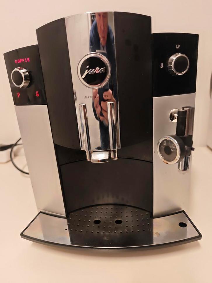 Jura C65 Espresso Machine - Goede Staat!, Witgoed en Apparatuur, Koffiezetapparaten, Espresso apparaat, Afneembaar waterreservoir