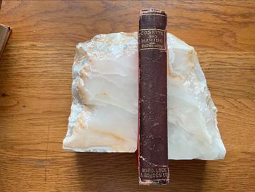 Les Miserabeles Cosette & Marius by Victor Hugo beschikbaar voor biedingen