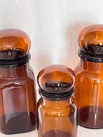 3 vintage voorraadpotten / apothekerspotten met stolp, Ophalen of Verzenden
